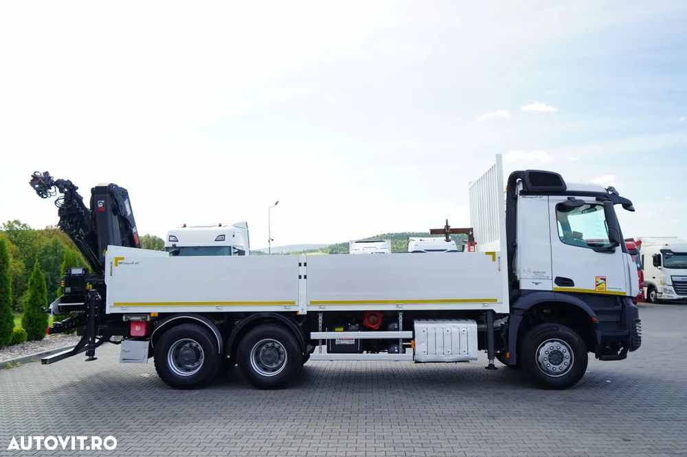 Mercedes-Benz AROCS 2643 / 6x4 / CAROSERIE CU BALANȚĂ - 6,3 M / MACARA HIAB X-HIDUO 188 ES-4 / CAPACITATE MAXIMĂ DE RIDICARE: 5.300 KG / ROTATOARE / PODEA HEAVY-DUTY / TRANSMISIE AUTOMATĂ - 15