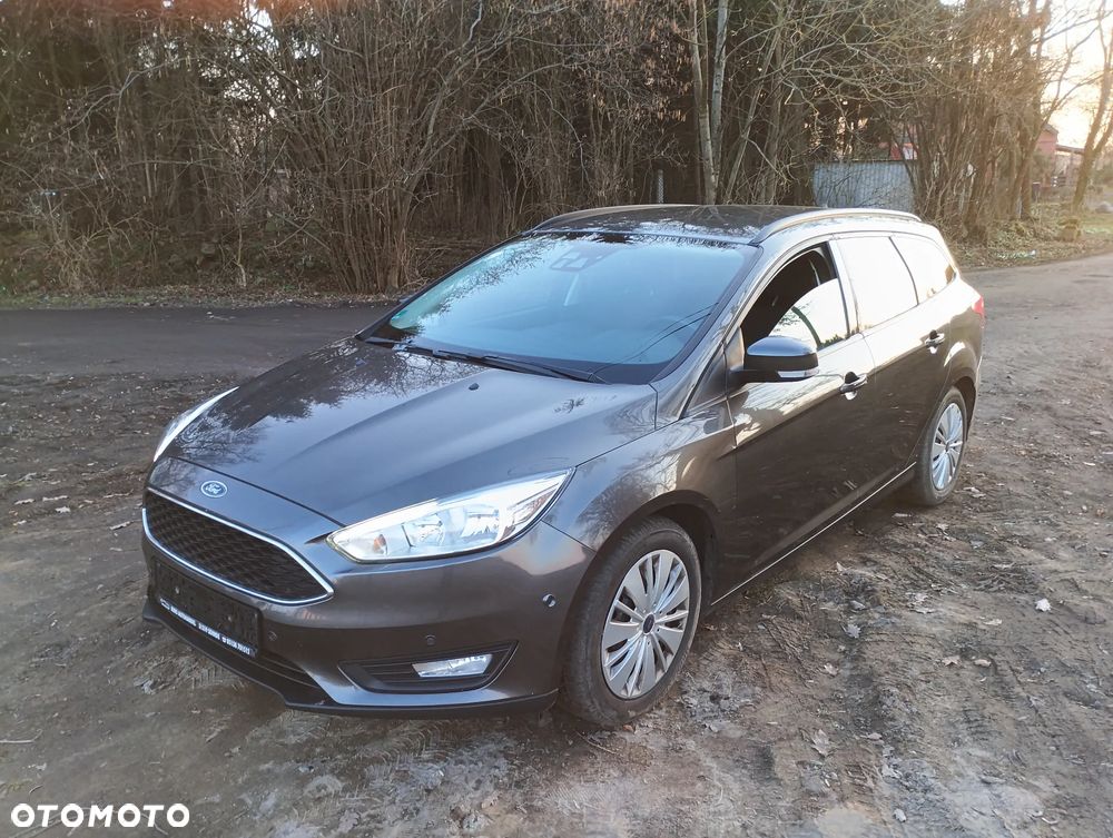 Ford Focus - 10