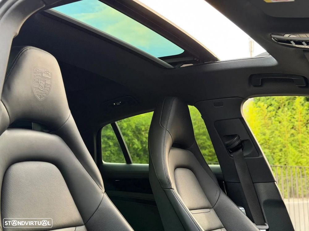 Porsche Panamera 4 E-Hybrid Platinum Edition com PDLS - 21