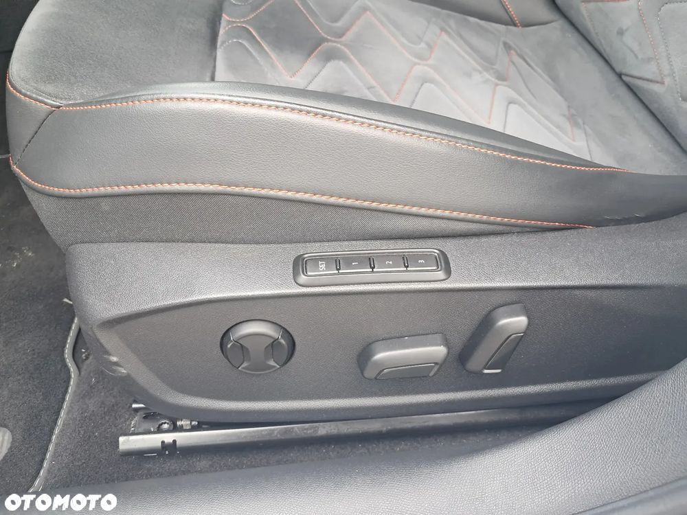 Seat Leon 1.5 TSI OPF FR Black Edition - 15