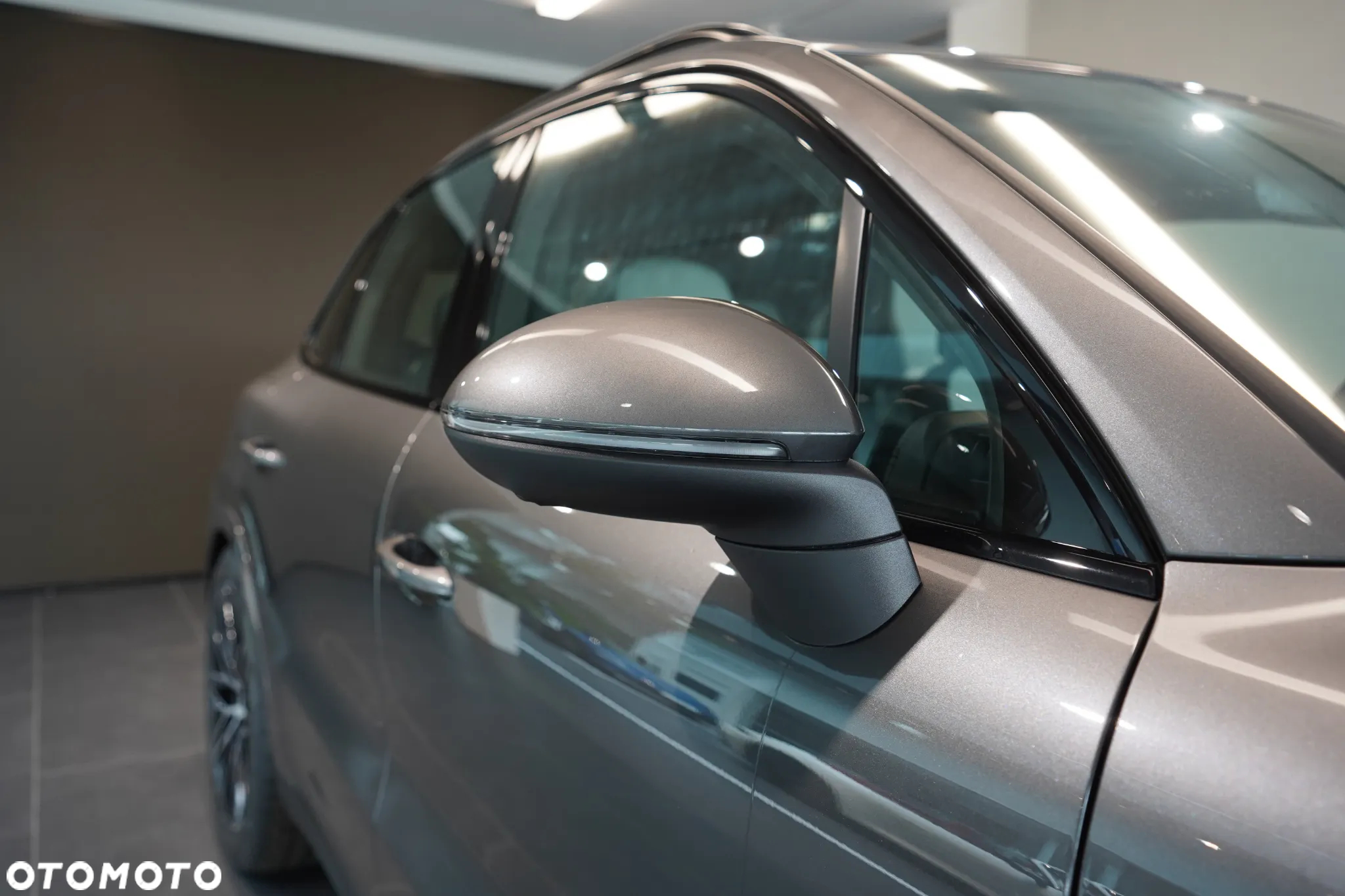 Porsche Cayenne - 34