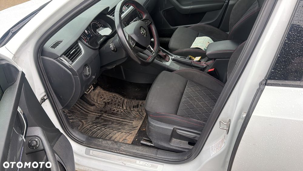 Skoda Octavia 2.0 TDI 4x4 DSG RS - 24