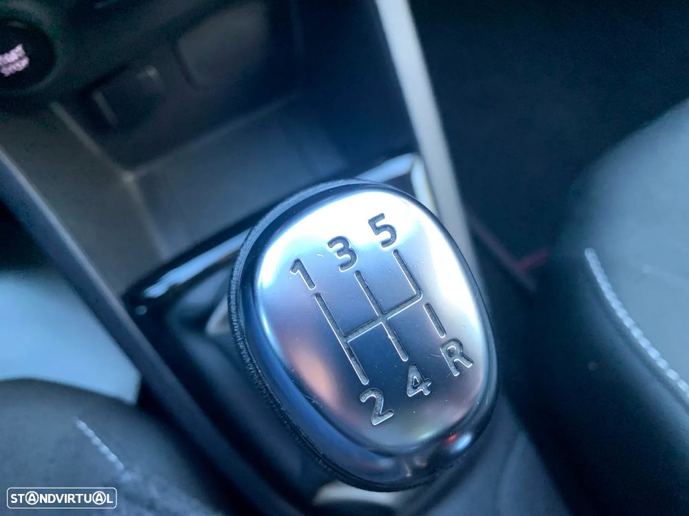 Renault Clio 1.5 dCi Limited C/PM+Pneu - 28