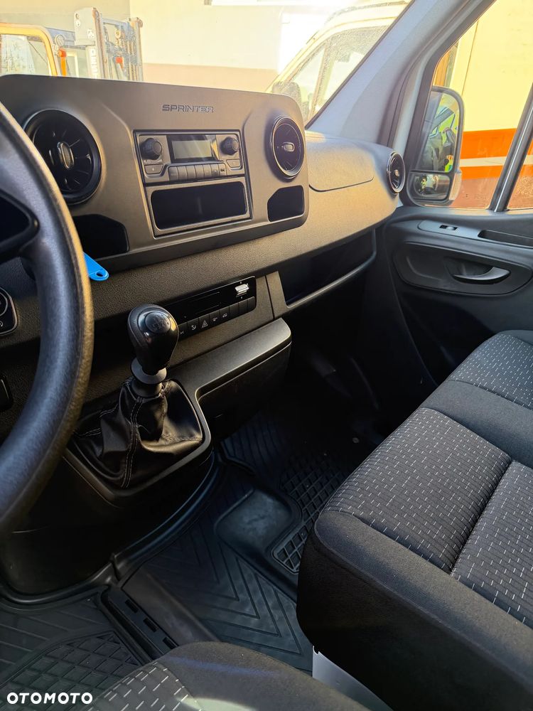 Mercedes-Benz Sprinter 519 CDI - 8