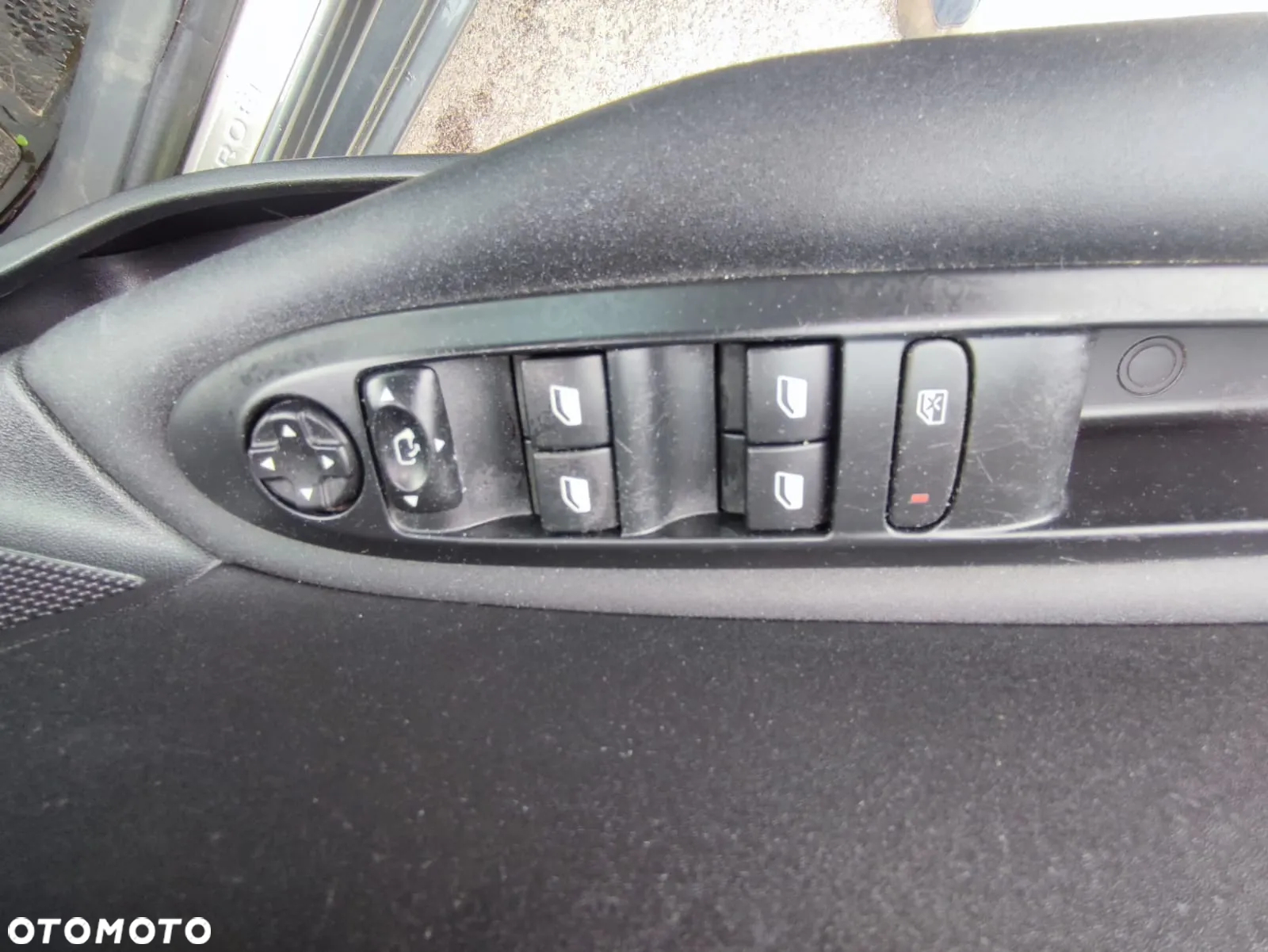 Volkswagen Golf 2.0 BlueTDI Highline - 21