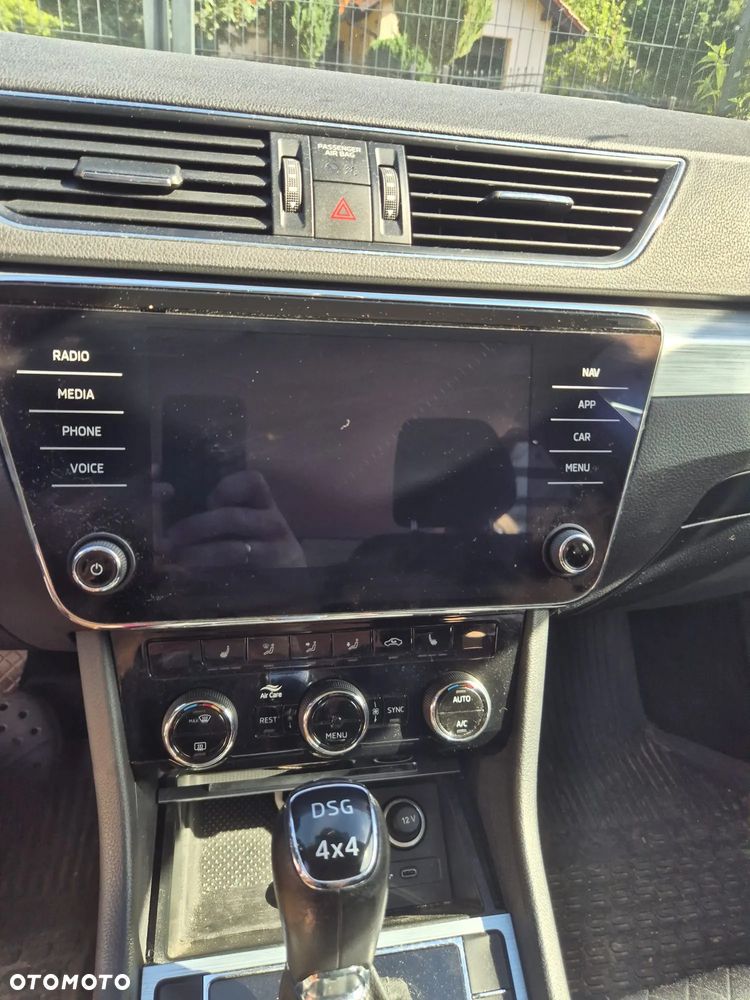 Skoda Superb 2.0 TSI 4x4 Ambition DSG - 8