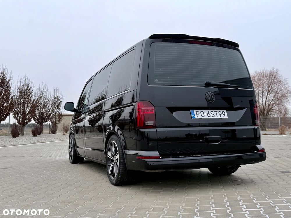 Volkswagen Multivan - 11