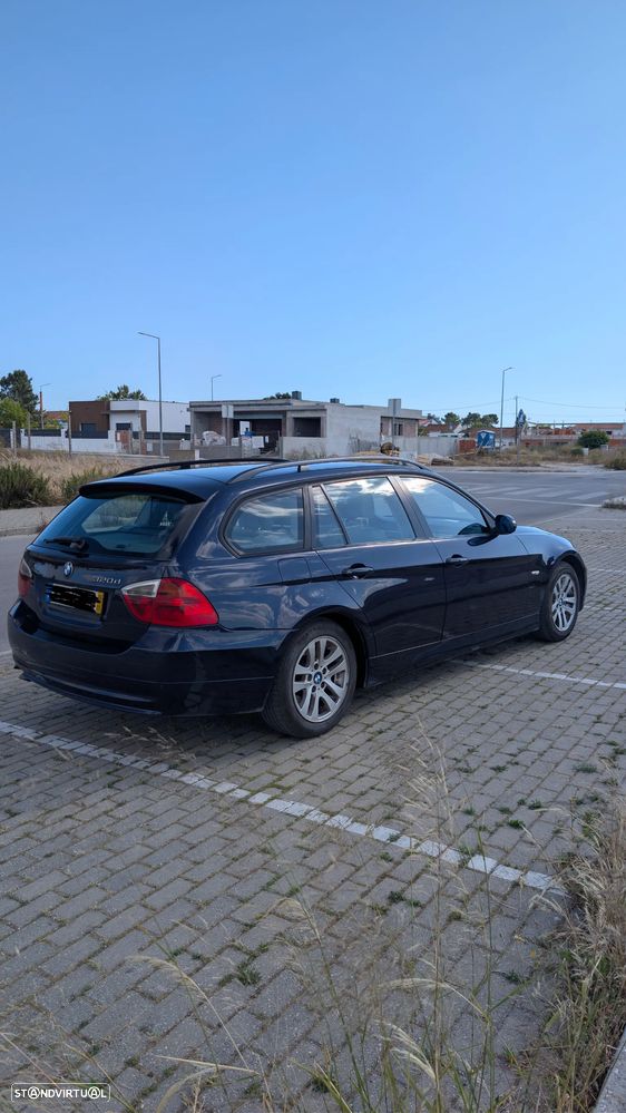 BMW 320 dA Exclusive - 6