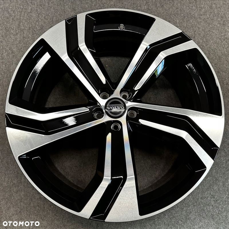 FELGA VOLVO XC90 II 32209412 9Jx22 22” R-DESIGN - 2
