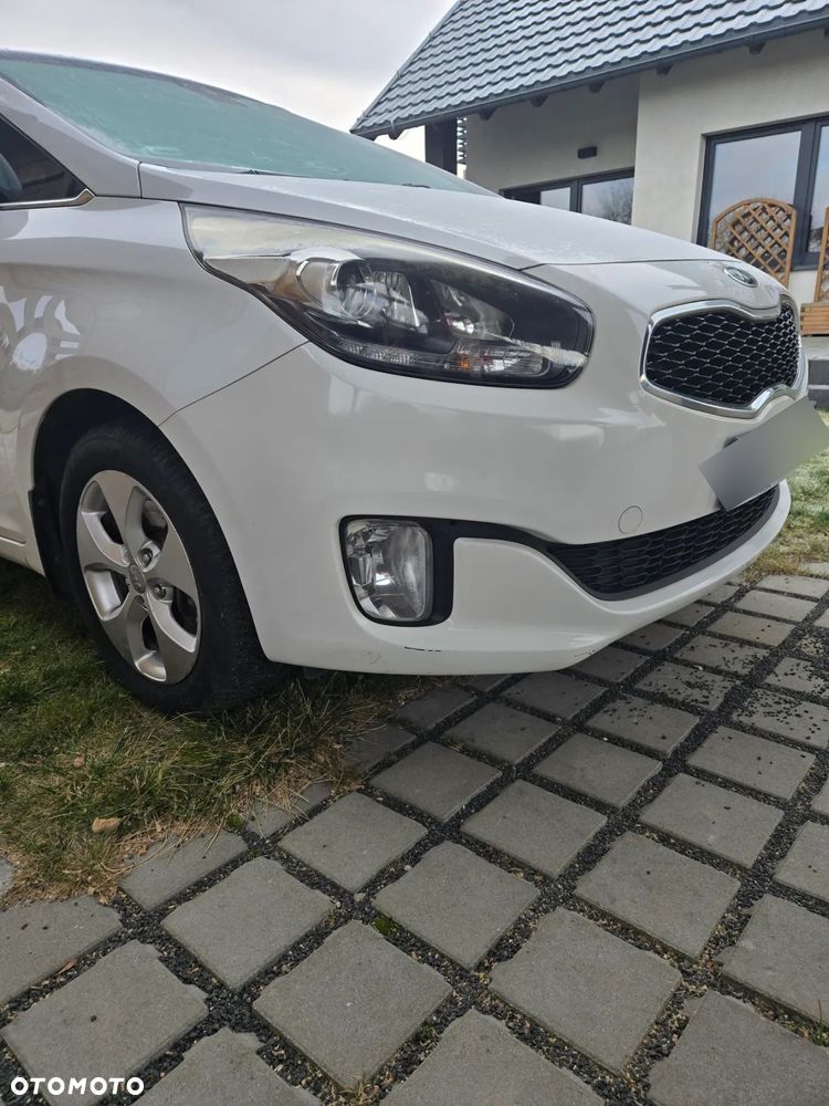 Kia Carens 1.6 GDI L - 14