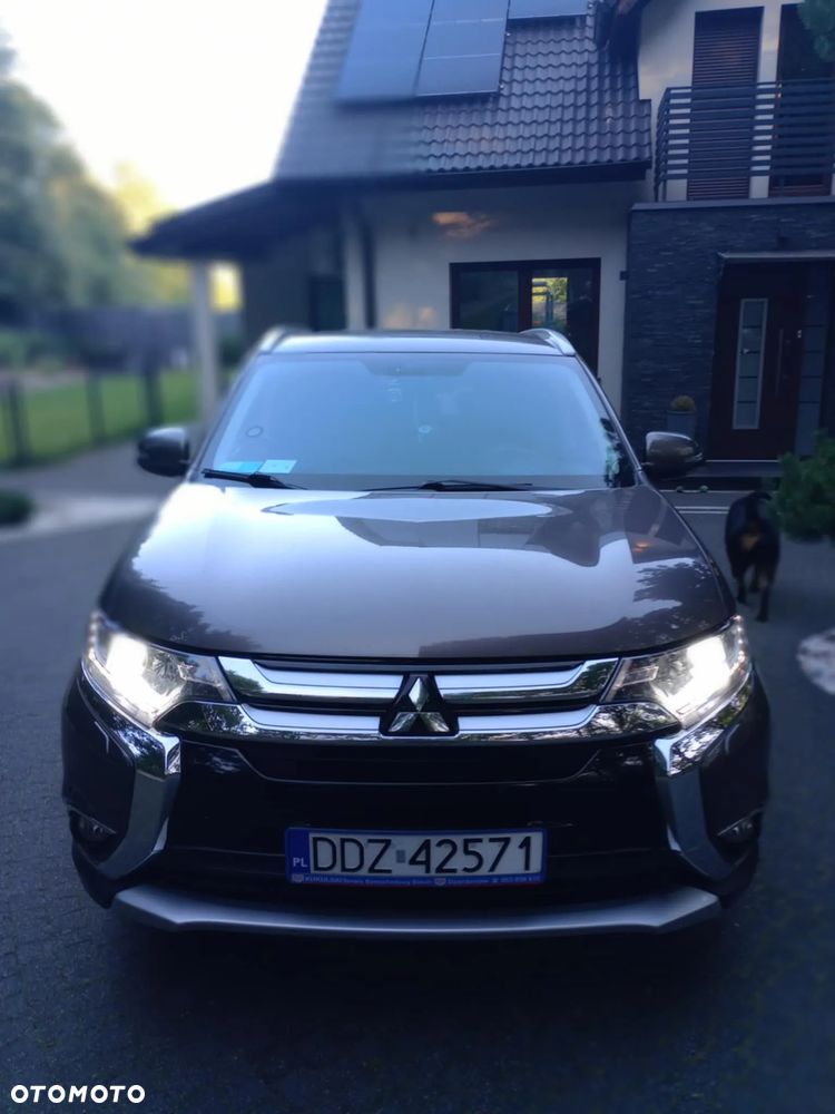Mitsubishi Outlander 2.0 2WD CVT Diamant Edition - 2