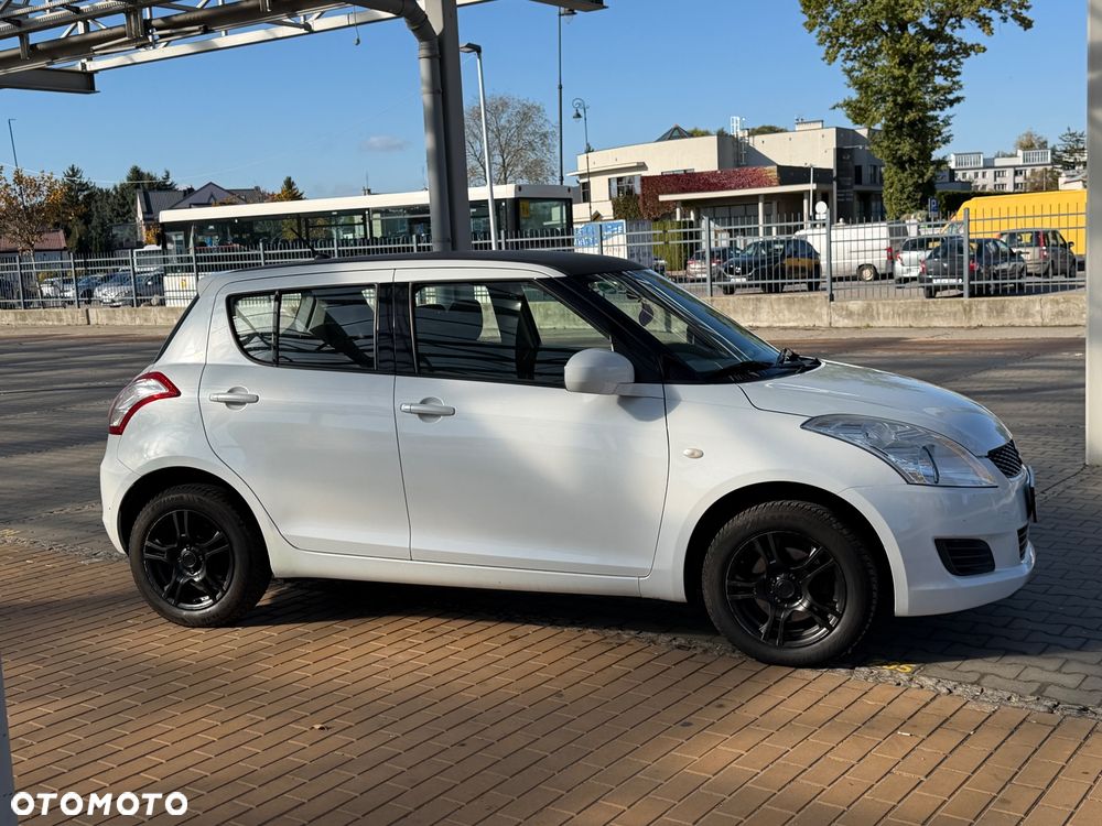 Suzuki Swift - 5