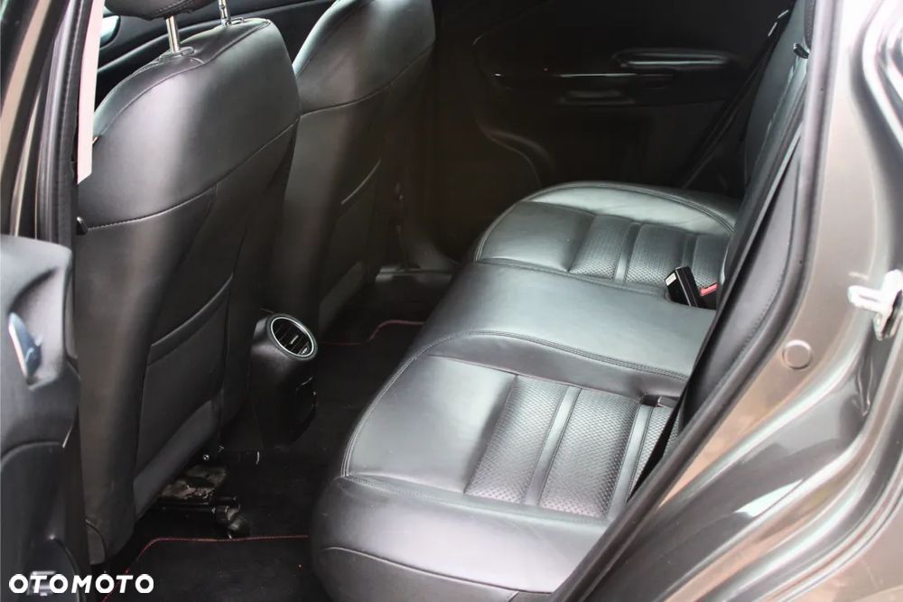 Alfa Romeo Giulietta 1.6 JTDM 16V - 14
