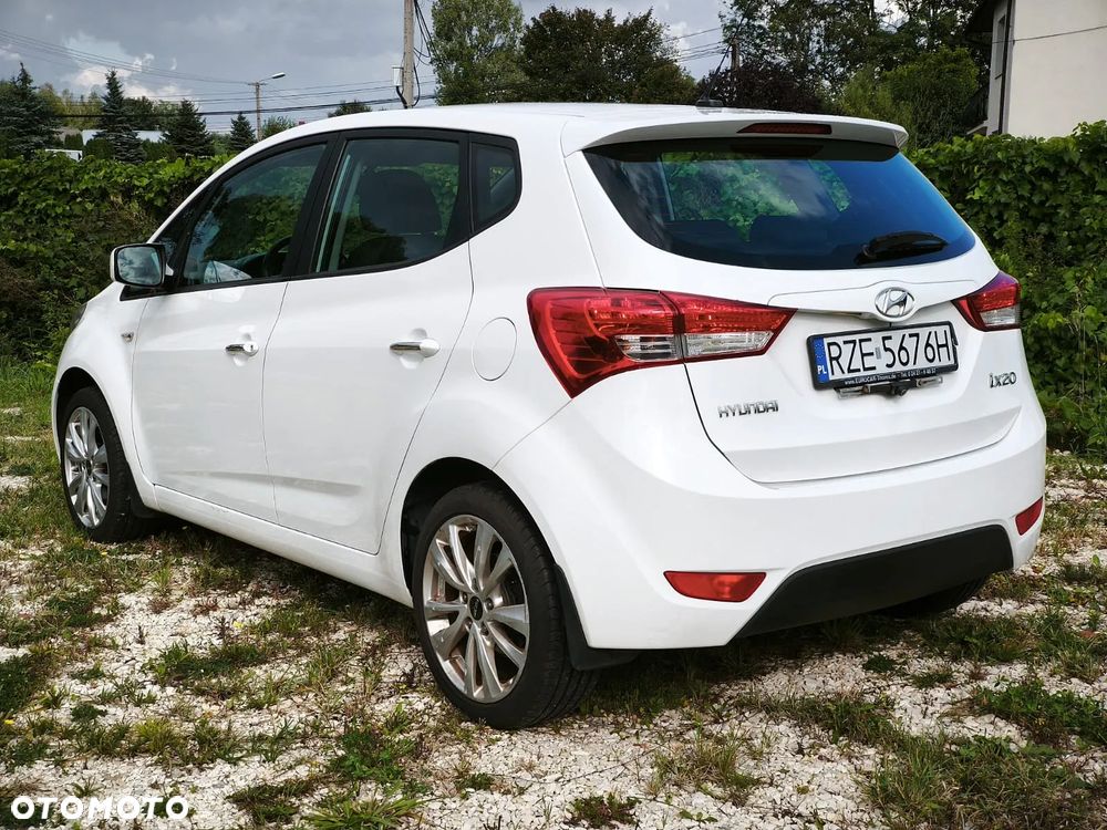Hyundai ix20 - 9