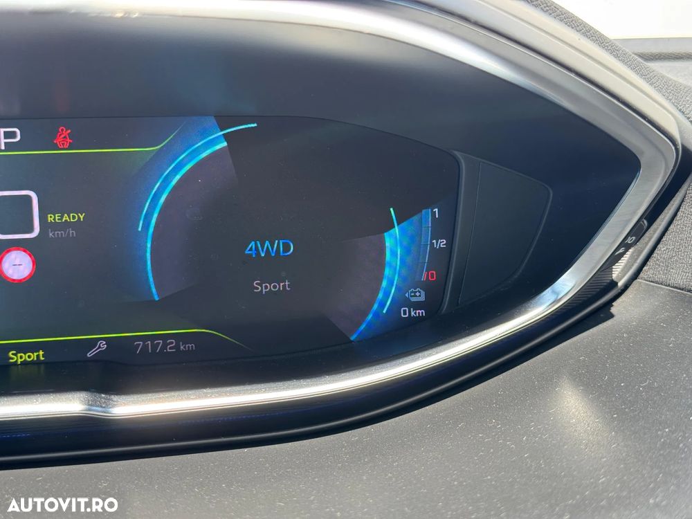 Peugeot 3008 PHEV 300 EAT8 4X4 GT - 23