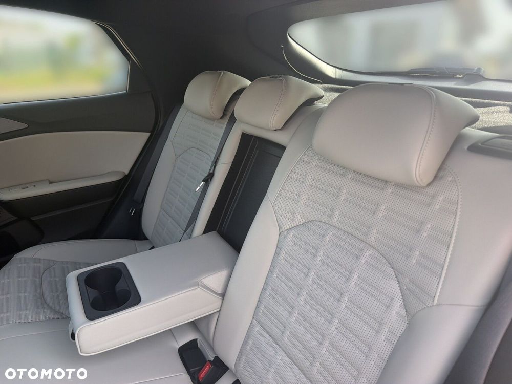 Kia XCeed 1.6 T-GDI Business Line DCT - 17
