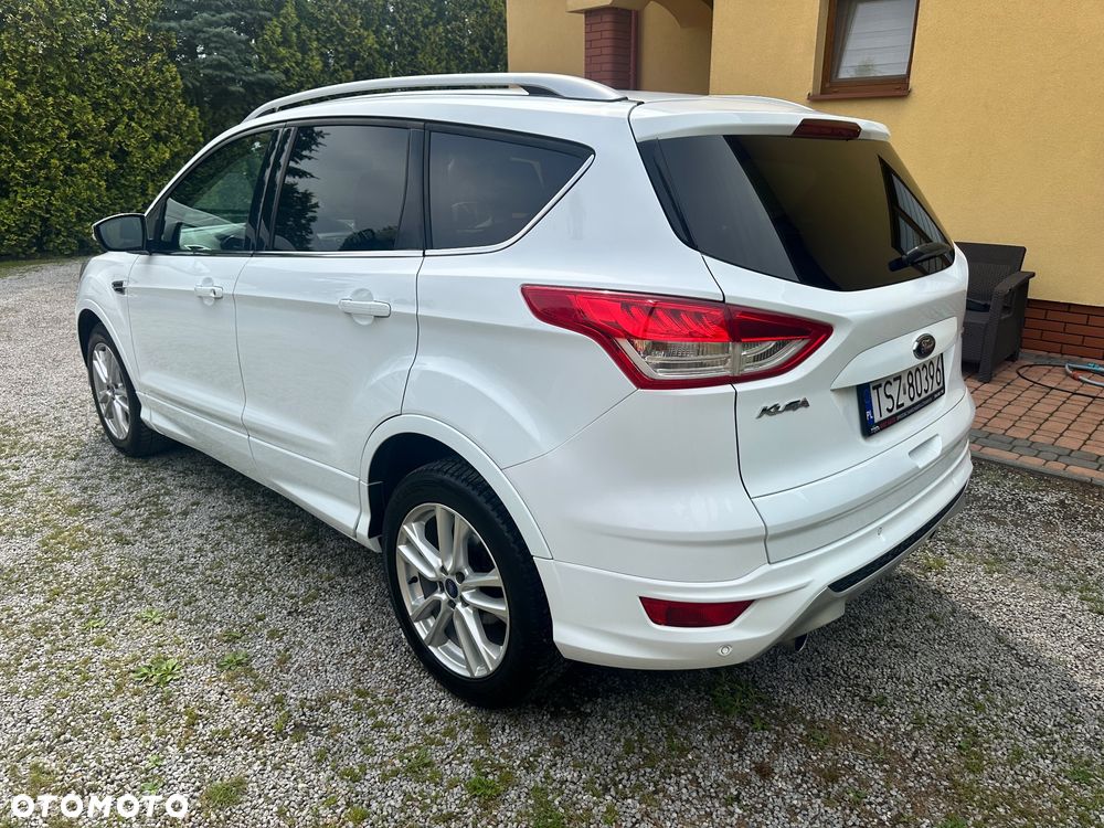 Ford Kuga 1.6 EcoBoost 2x4 Titanium - 9