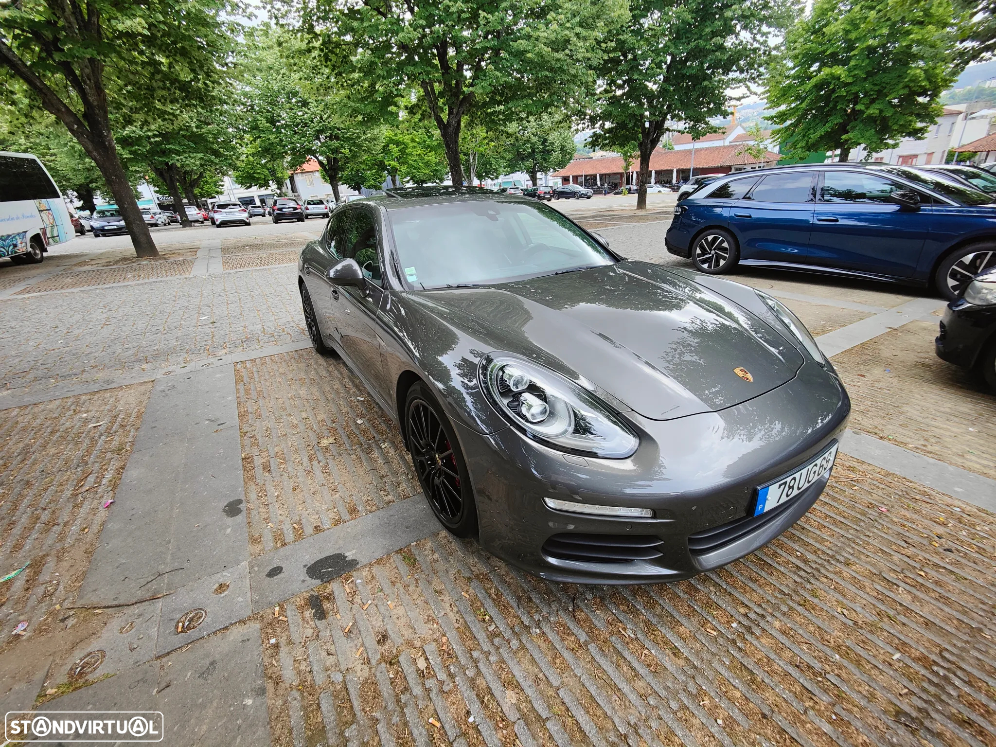 Porsche Panamera Standard - 4