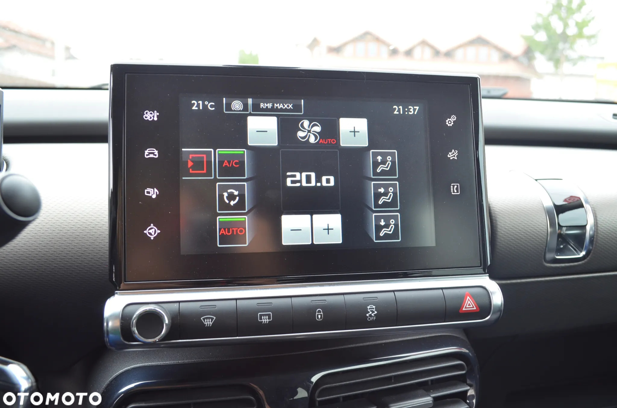 Citroën C4 Cactus 1.2 PureTech Shine S&S - 14