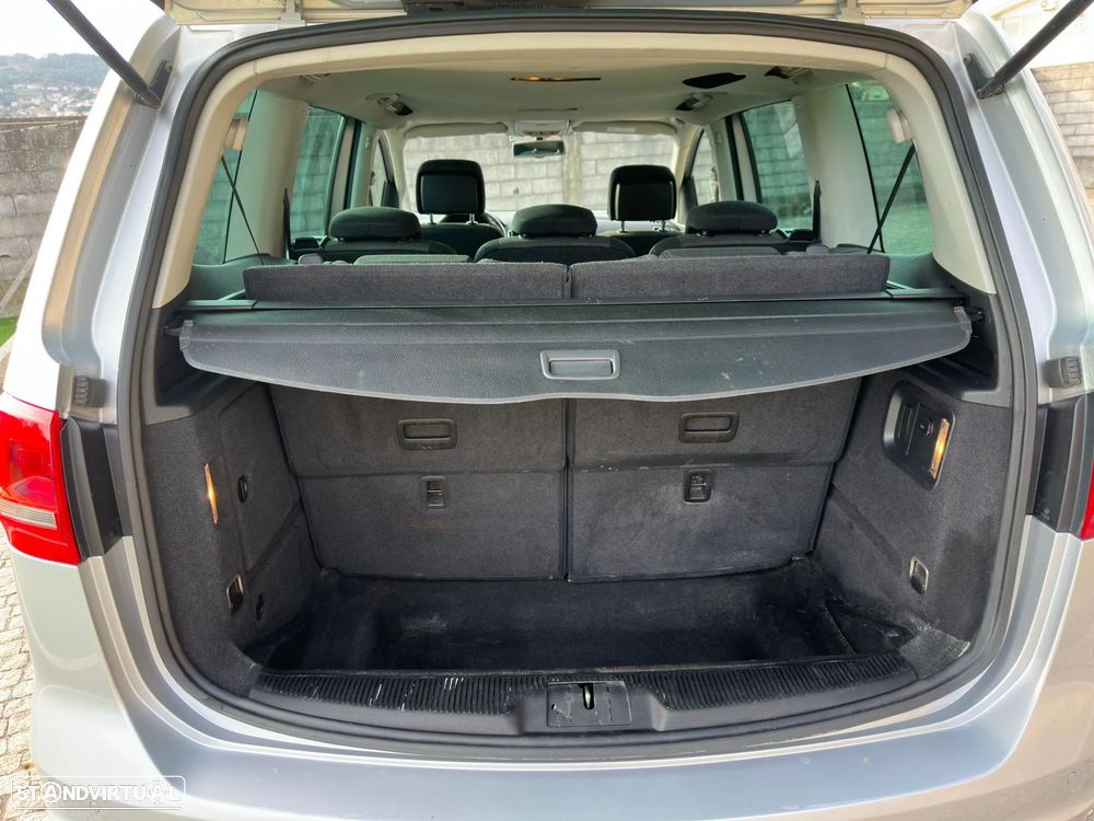 VW Sharan 2.0 TDi Confortline - 16