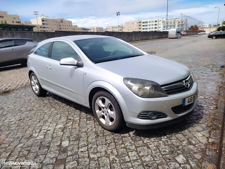 Opel Astra GTC 1.3 CDTI - 1