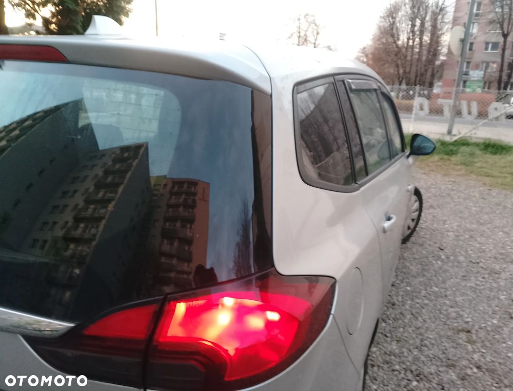 Opel Zafira Tourer 2.0 CDTI Automatik Edition - 5