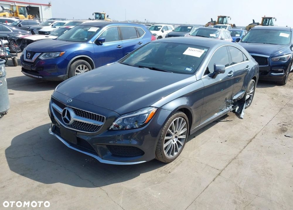 Mercedes-Benz CLS - 2