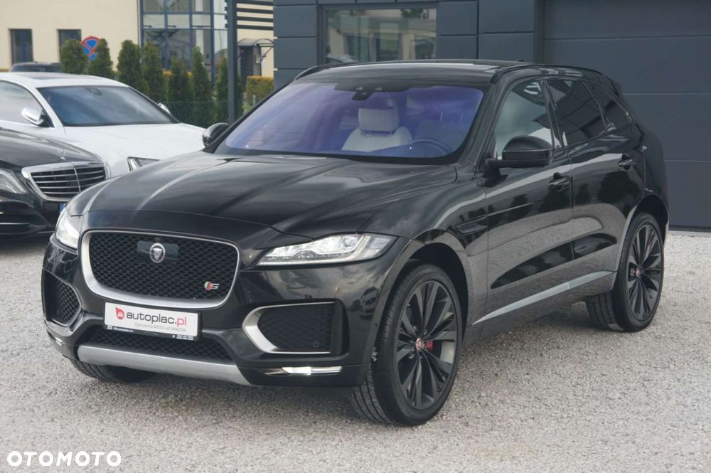 Jaguar F-Pace - 5