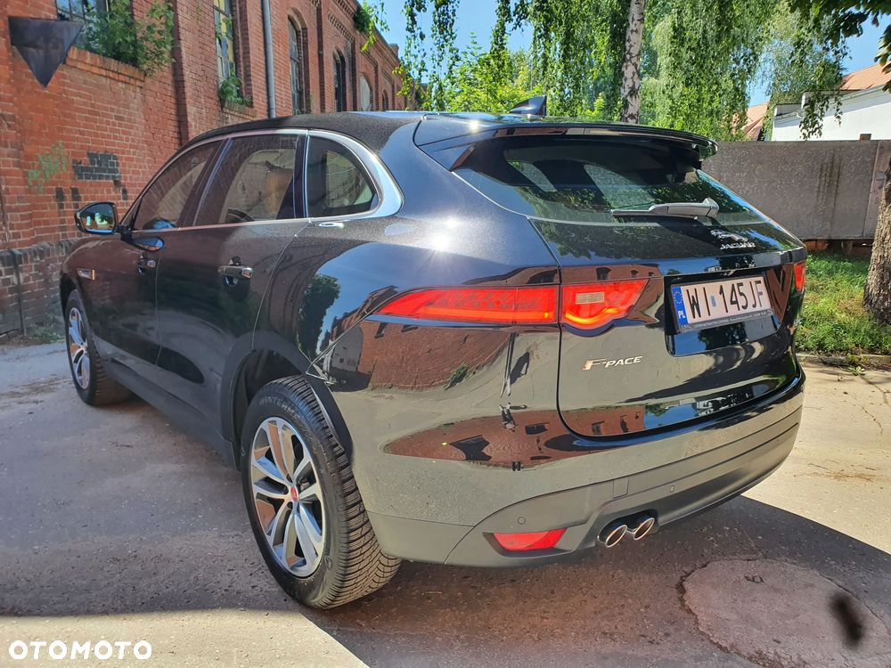 Jaguar F-Pace 20d AWD Prestige - 6