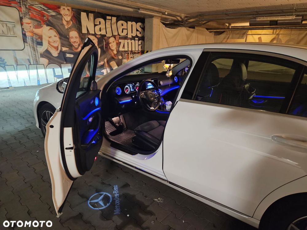 Mercedes-Benz Klasa E 220 d 9G-TRONIC - 12