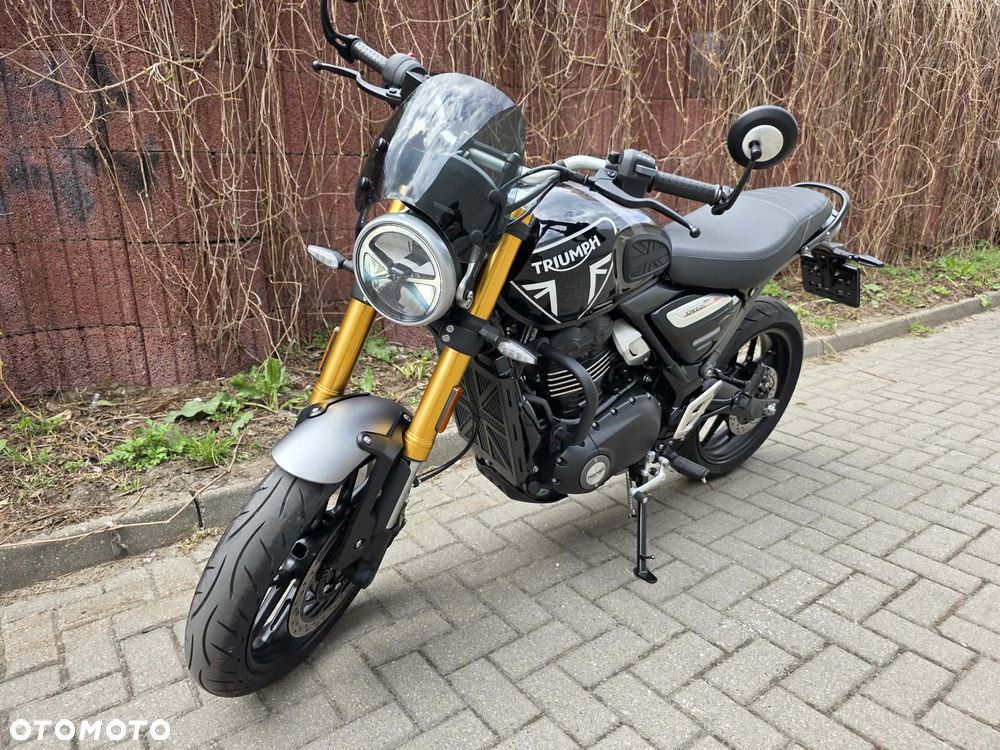 Triumph Inny - 1