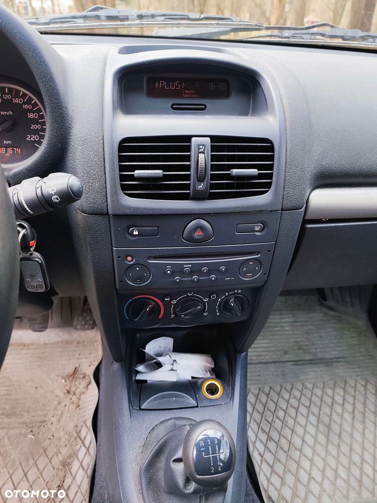 Renault Clio 1.2 16V Dynamique - 7