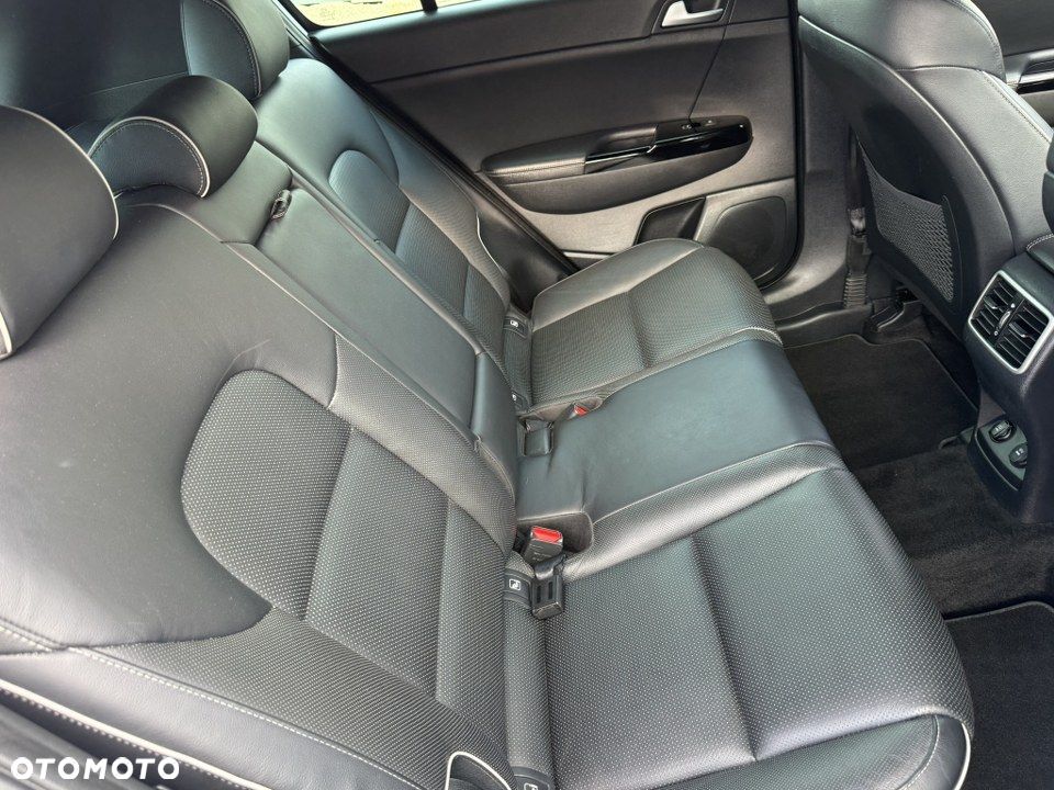 Kia Sportage 1.6 T-GDI AWD DCT GT LINE - 32
