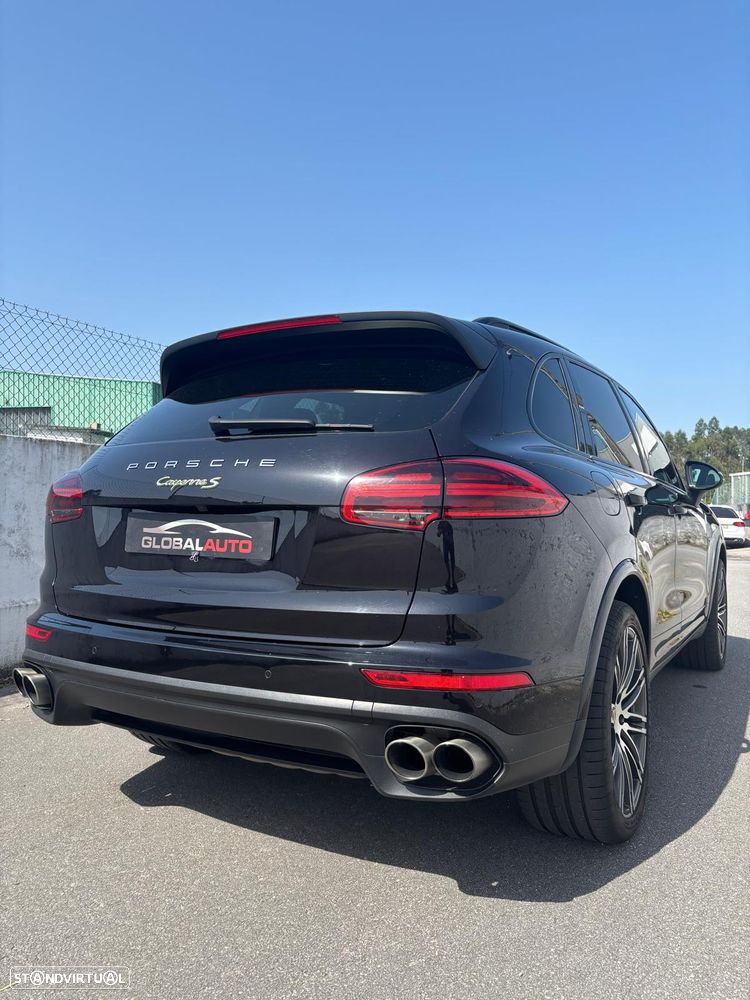 Porsche Cayenne S - 6