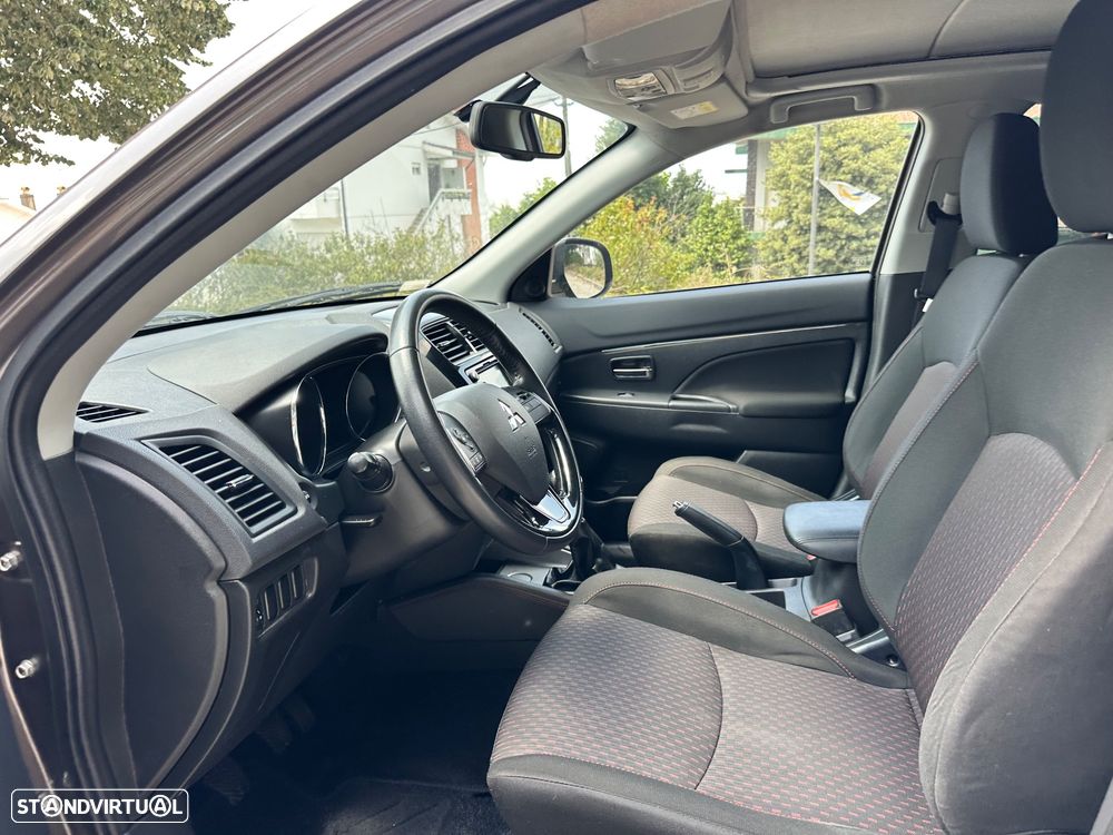 Mitsubishi ASX 1.6 MIVEC Intense - 23