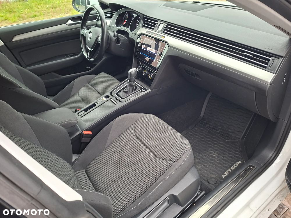 Volkswagen Arteon 2.0 TSI Essence DSG - 10