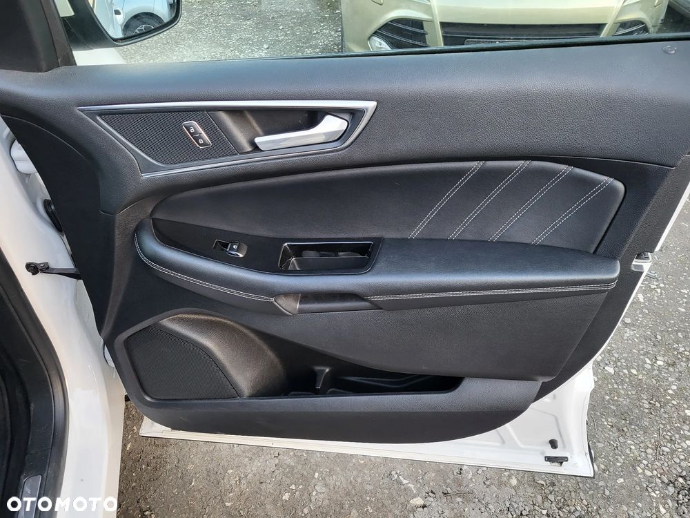 Ford Edge 2.0 TDCi Bi-Turbo 4x4 ST-LINE - 23