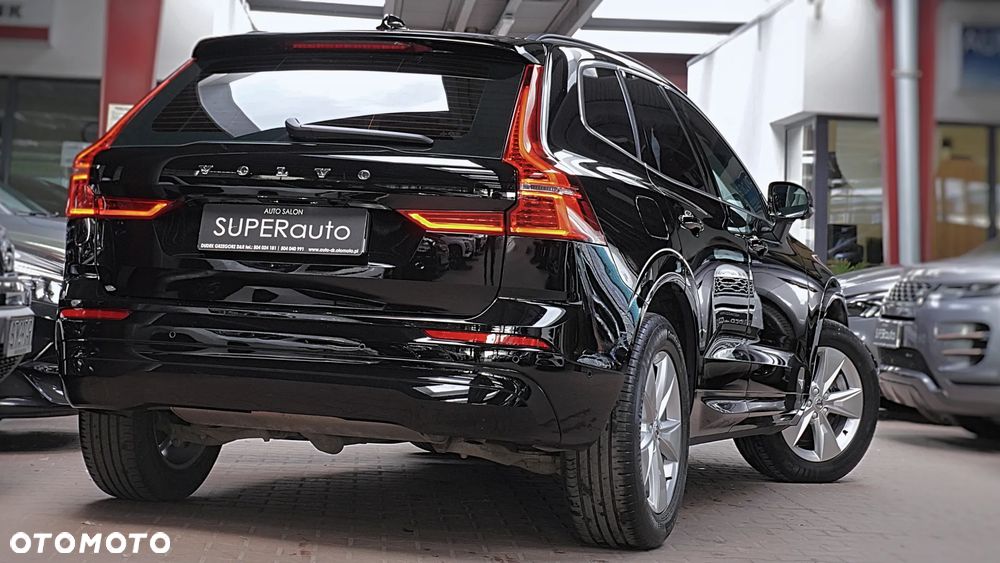 Volvo XC 60 B4 D AWD Momentum - 11