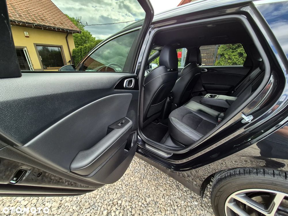 Kia Ceed 1.4 T-GDI OPF GT Line - 25