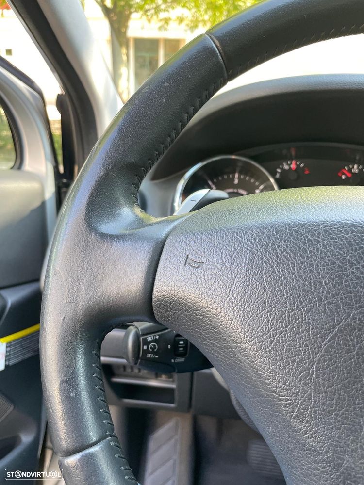Peugeot 5008 1.6 HDi Executive CMP6 - 21
