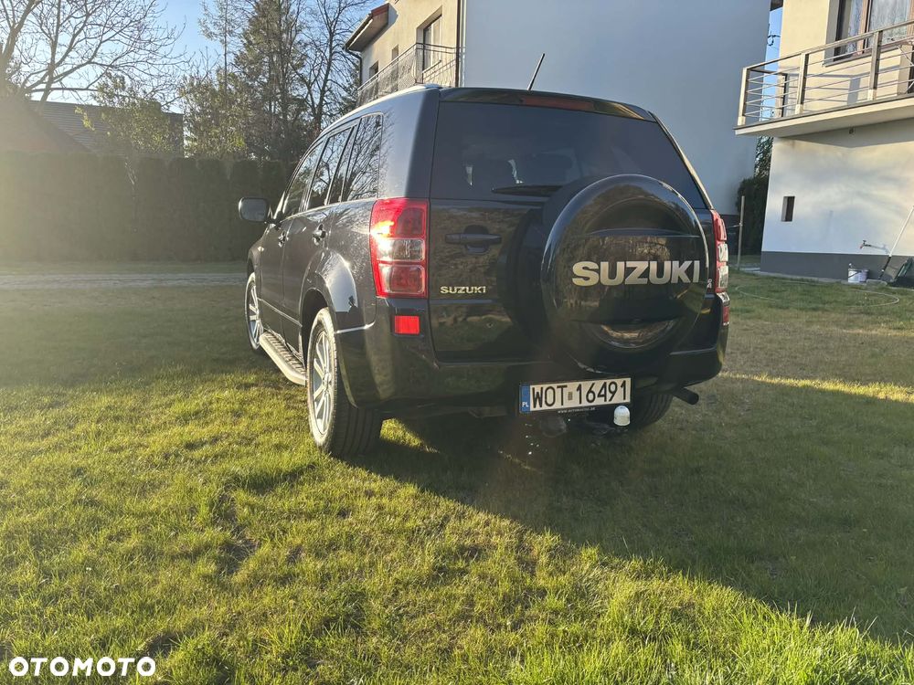 Suzuki Grand Vitara 2.0 Comfort Limited - 6