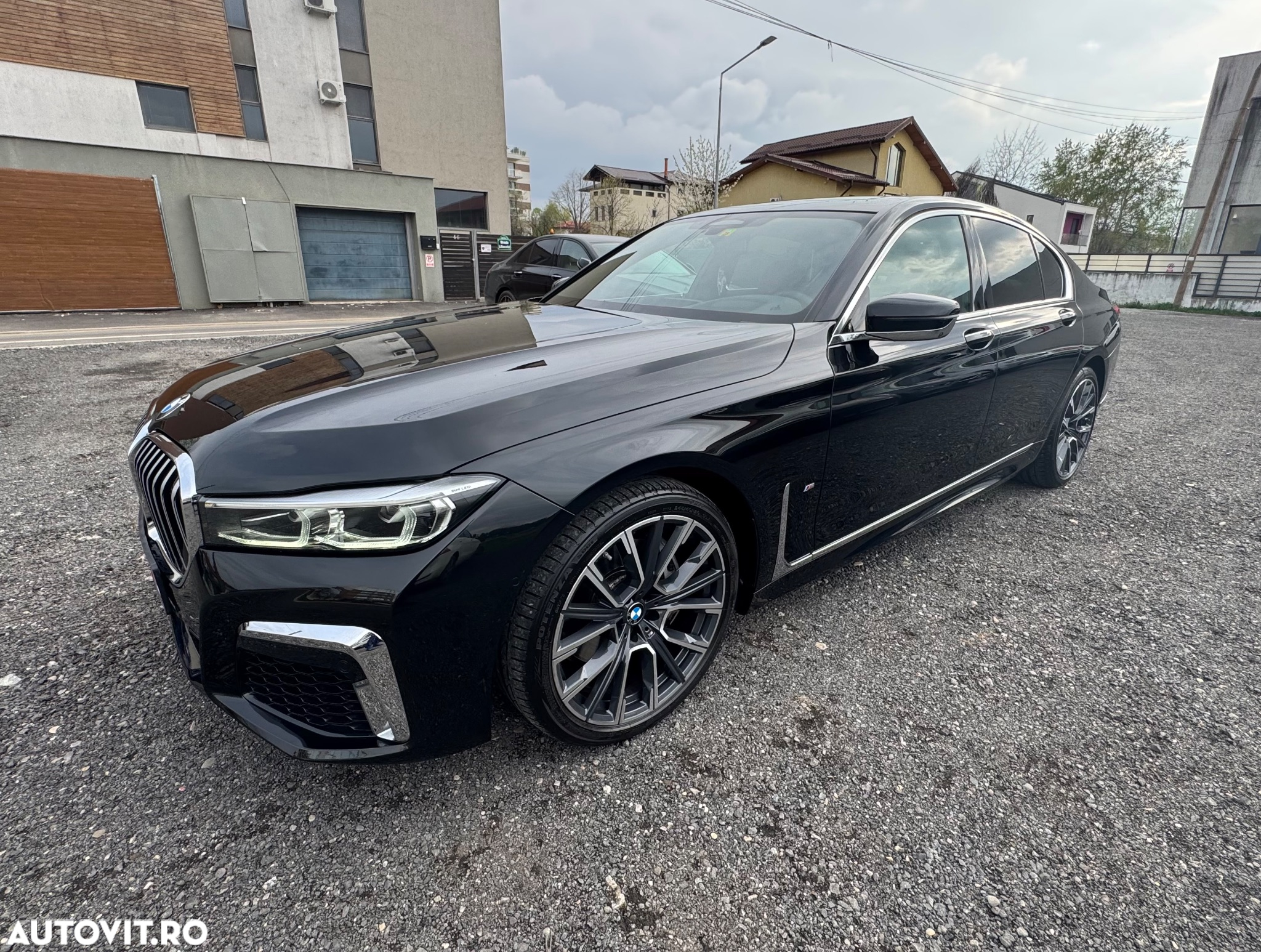 BMW Seria 7 740i - 2