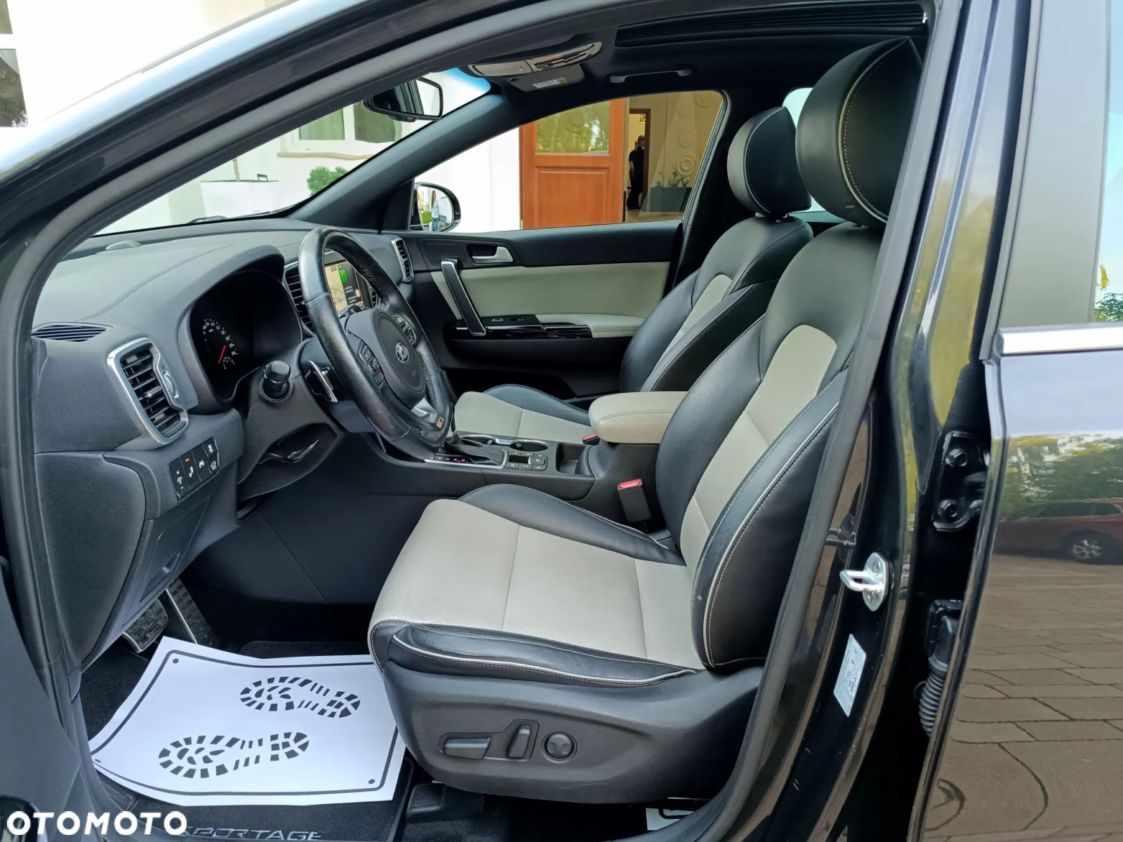 Kia Sportage 2.0 CRDI 4WD Automatik Dream-Team Edition - 22
