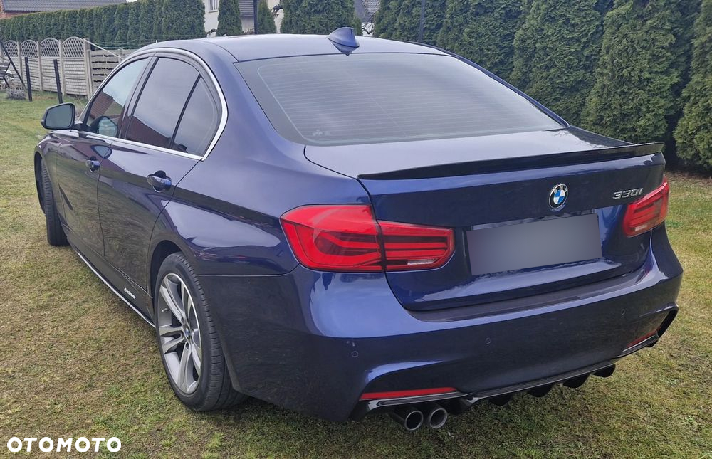 BMW Seria 3 330i Advantage sport - 8