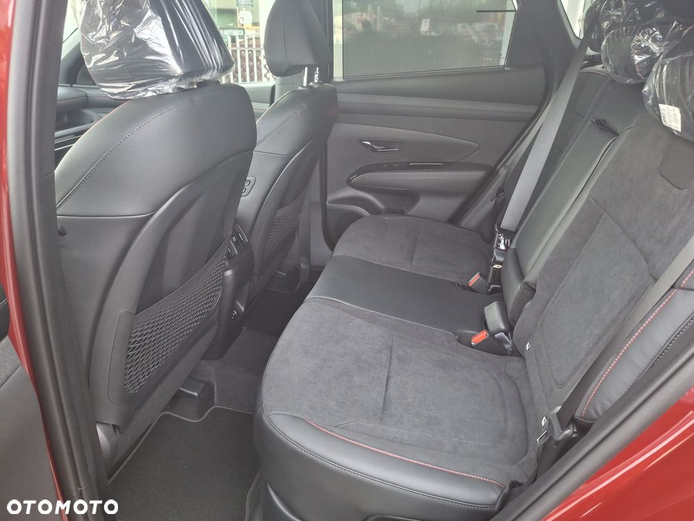 Hyundai Tucson 1.6 T-GDi HEV N-Line Plus 2WD - 11