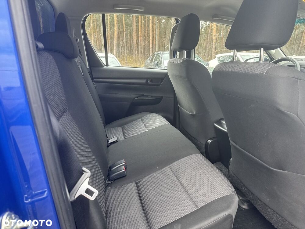 Toyota Hilux 2.4 D-4D Double Cab DLX 4x4 - 10