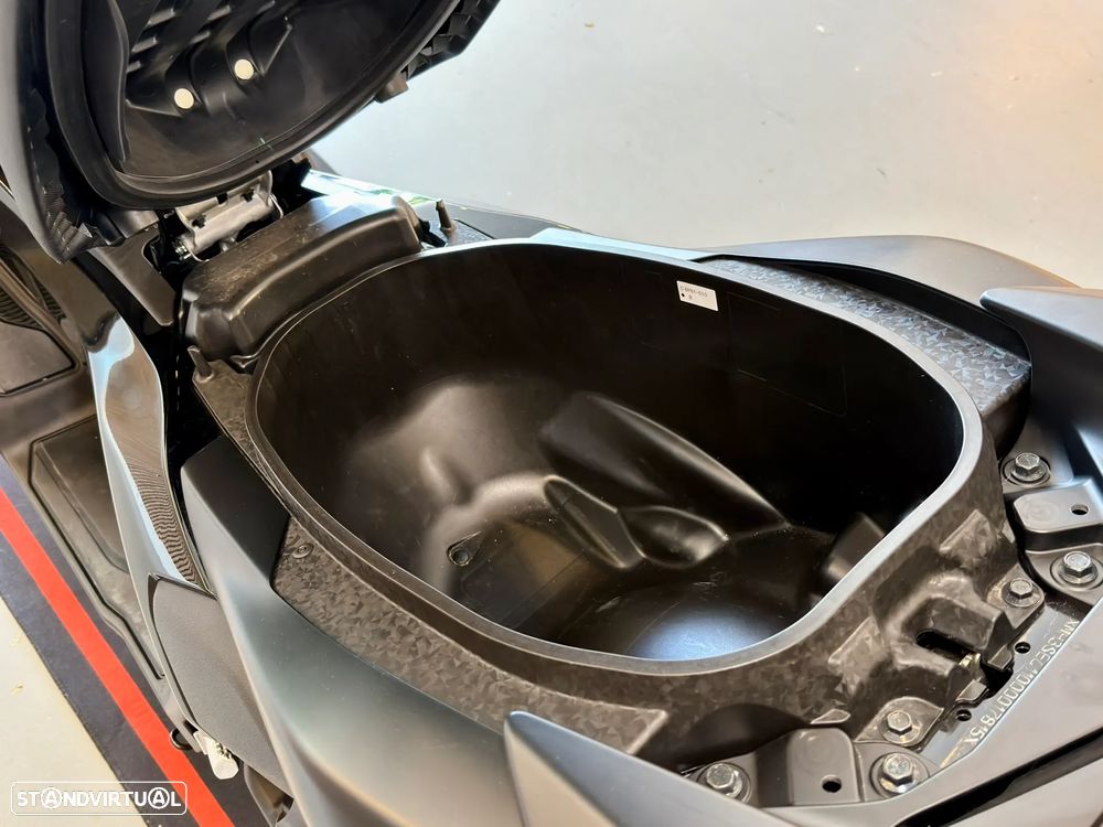 Yamaha NMAX - 8