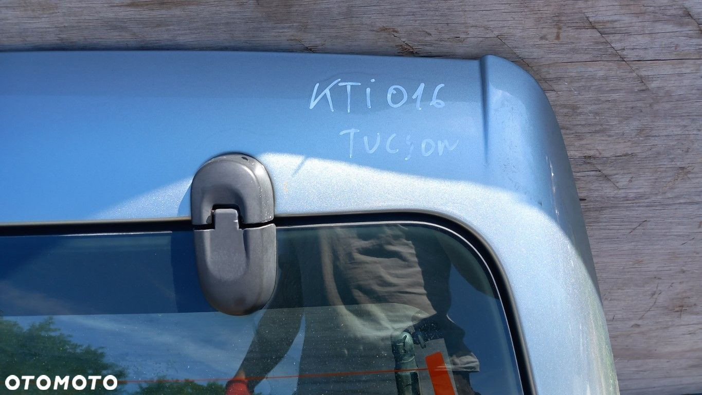 HYUNDAI TUCSON I KLAPA TYŁ UCHYLNA SZYBA BU - 2