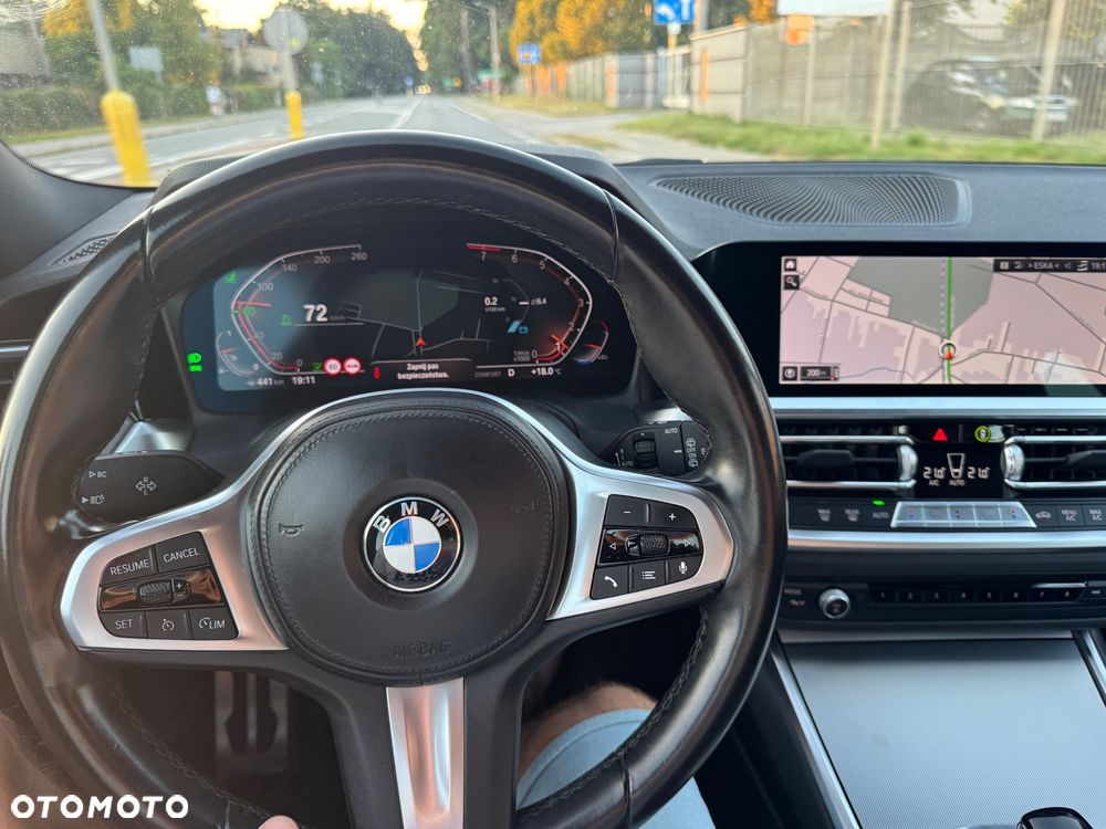 BMW Seria 3 318i M Sport sport - 24