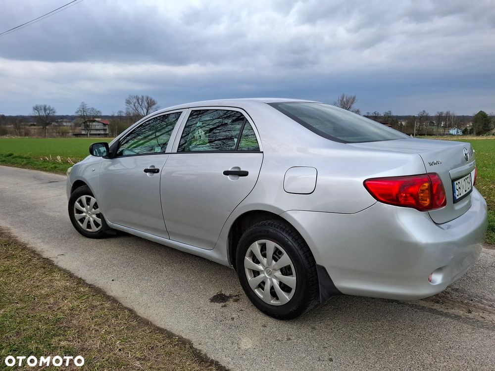 Toyota Corolla 1.4 VVT-i Terra - 27
